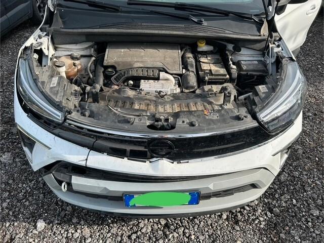 Opel Crossland sinistrata incidentata Elegance