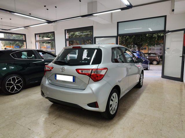 TOYOTA Yaris 1.0 72 CV 3 porte Cool