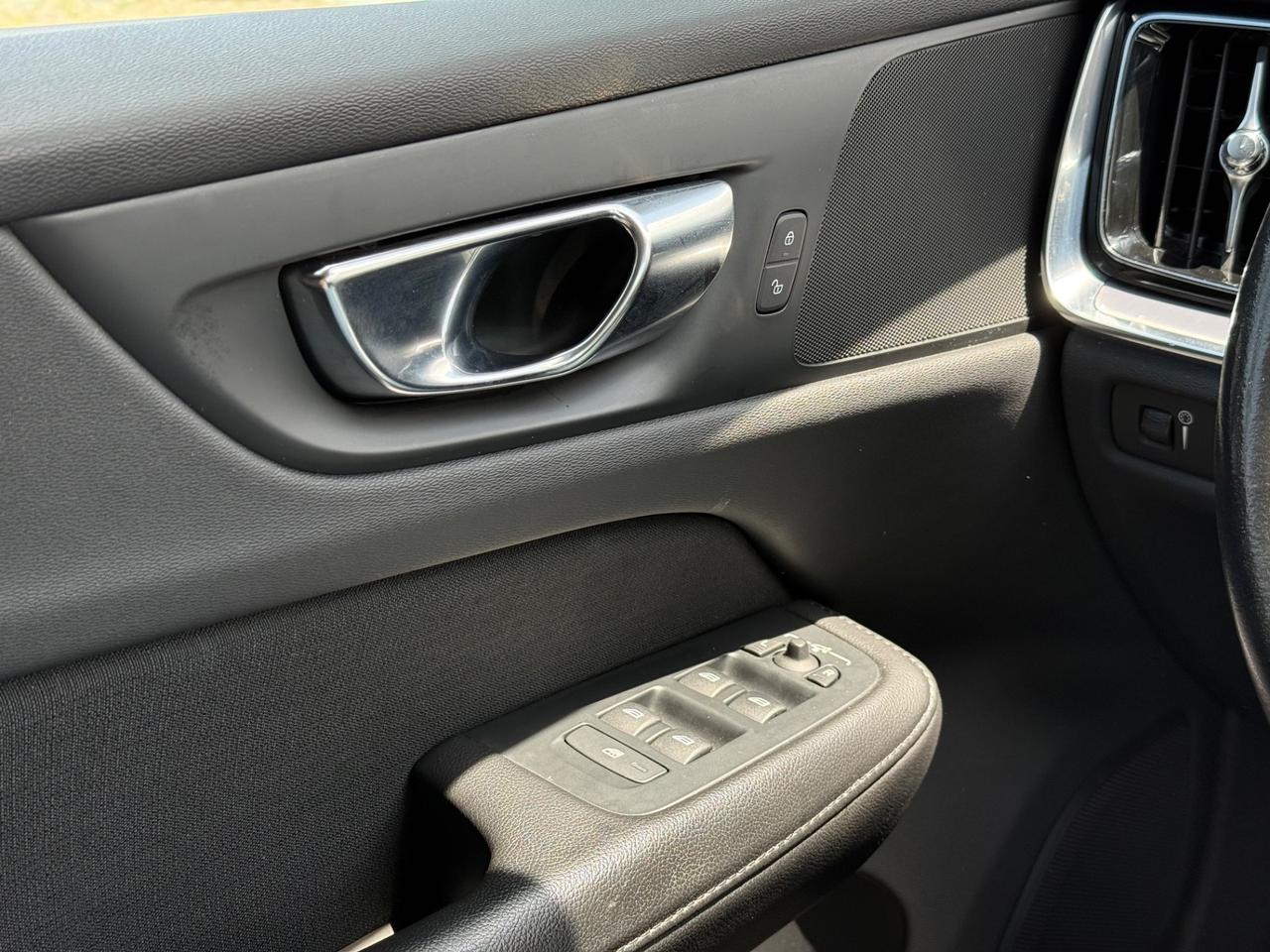 VOLVO V60 2021 B4 Geartronic