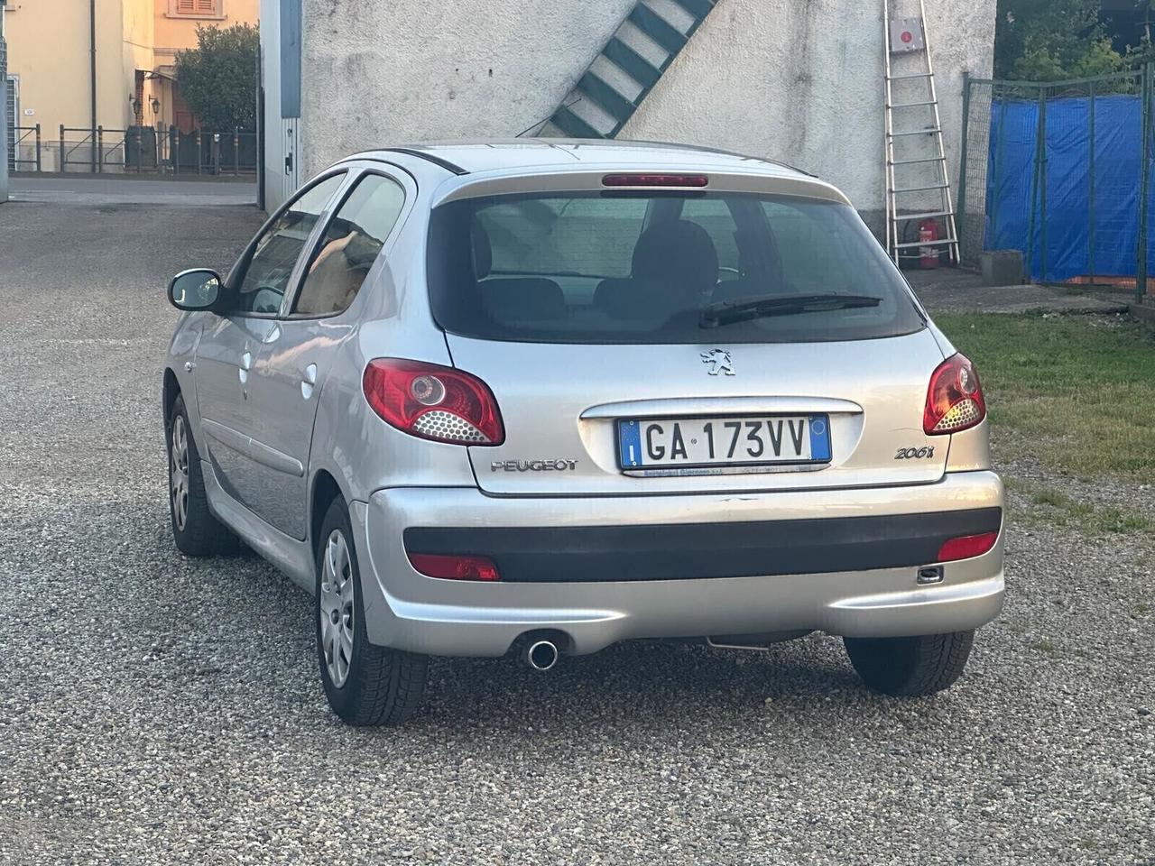 Peugeot 206 Plus 1.1 60CV 5p. Urban ECO GPL