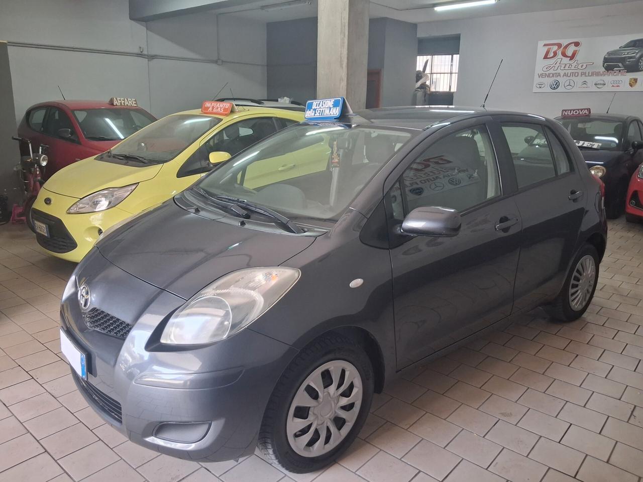 Toyota Yaris 1.0 ben 2009 unico prop