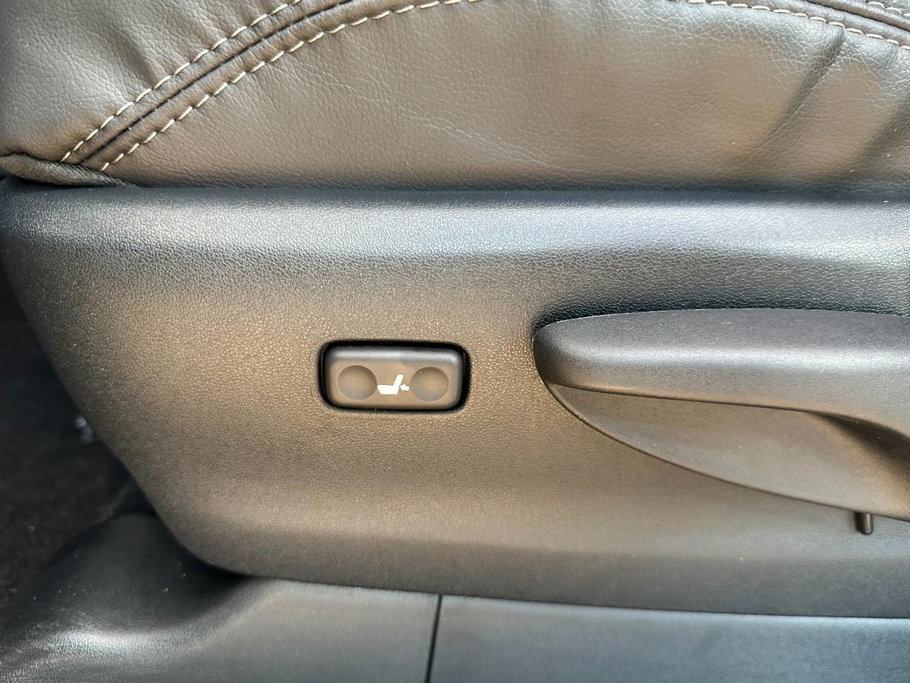 Toyota Land Cruiser 3 Porte 2.8 d-4d Lounge auto - Gancio Traino