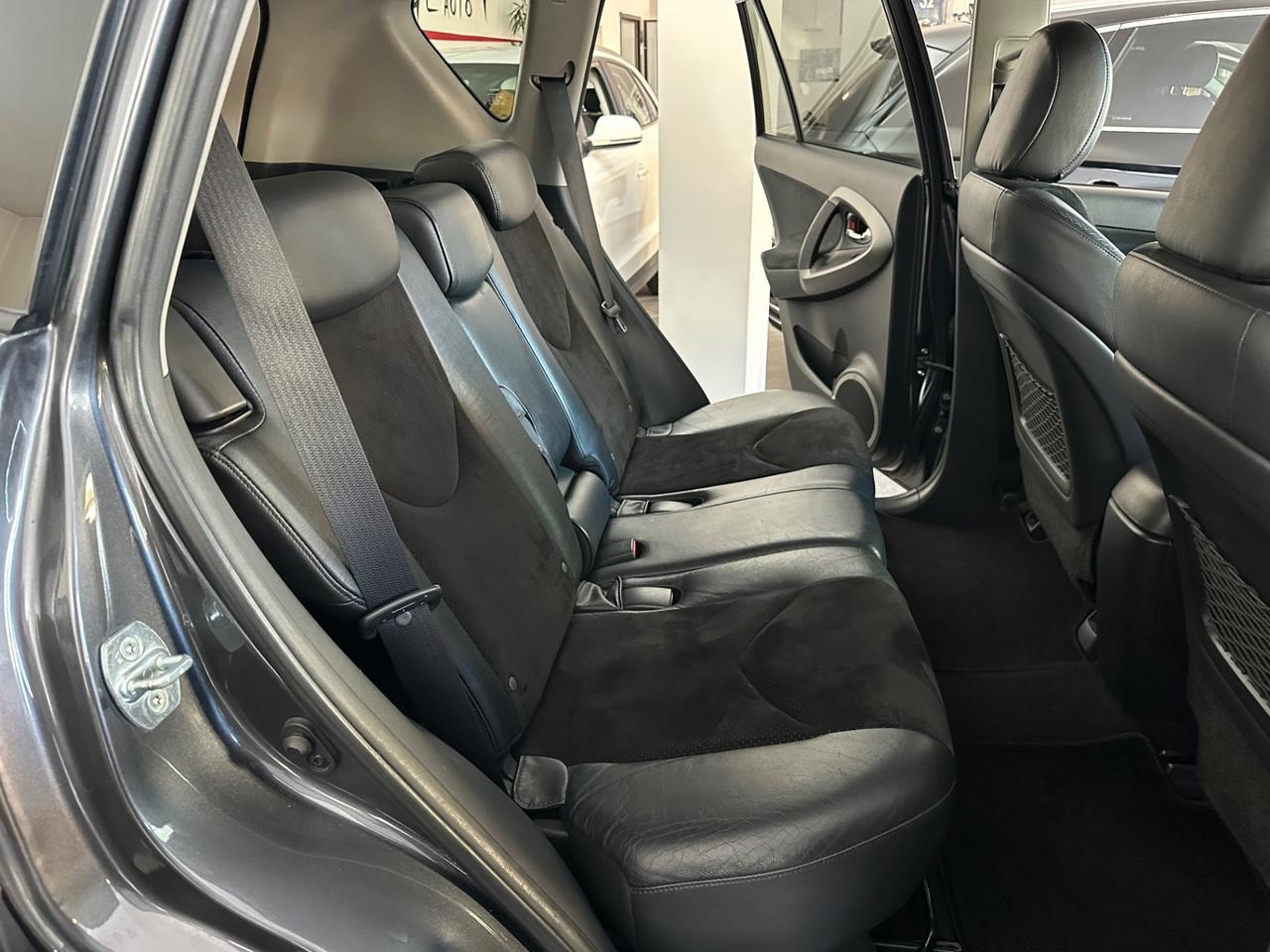 Toyota RAV 4 RAV4 Crossport 2.2 D-4D 150 CV Lounge