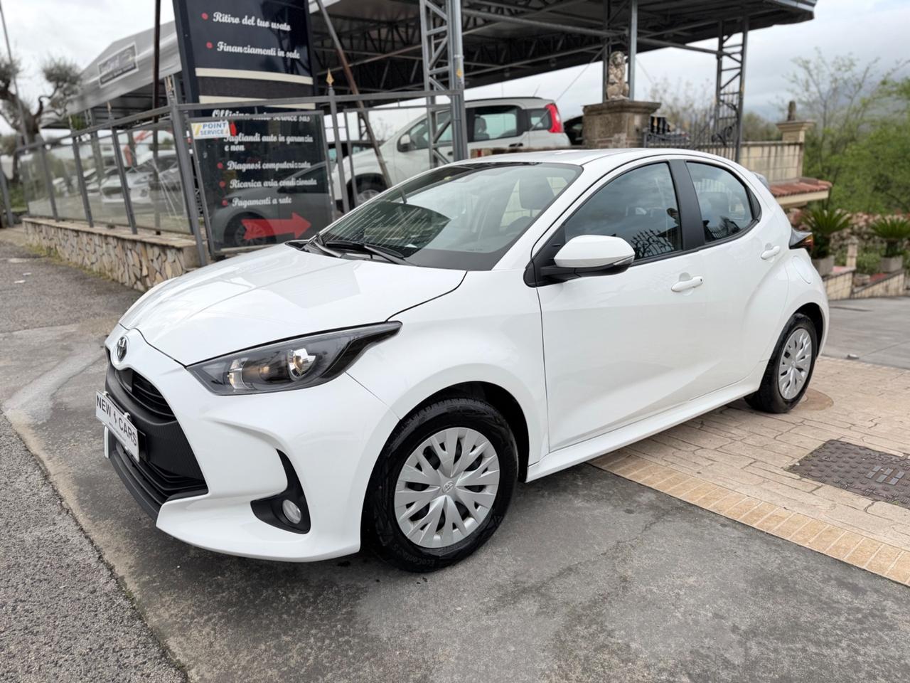 Toyota Yaris 1.5 Hybrid 5 porte Business