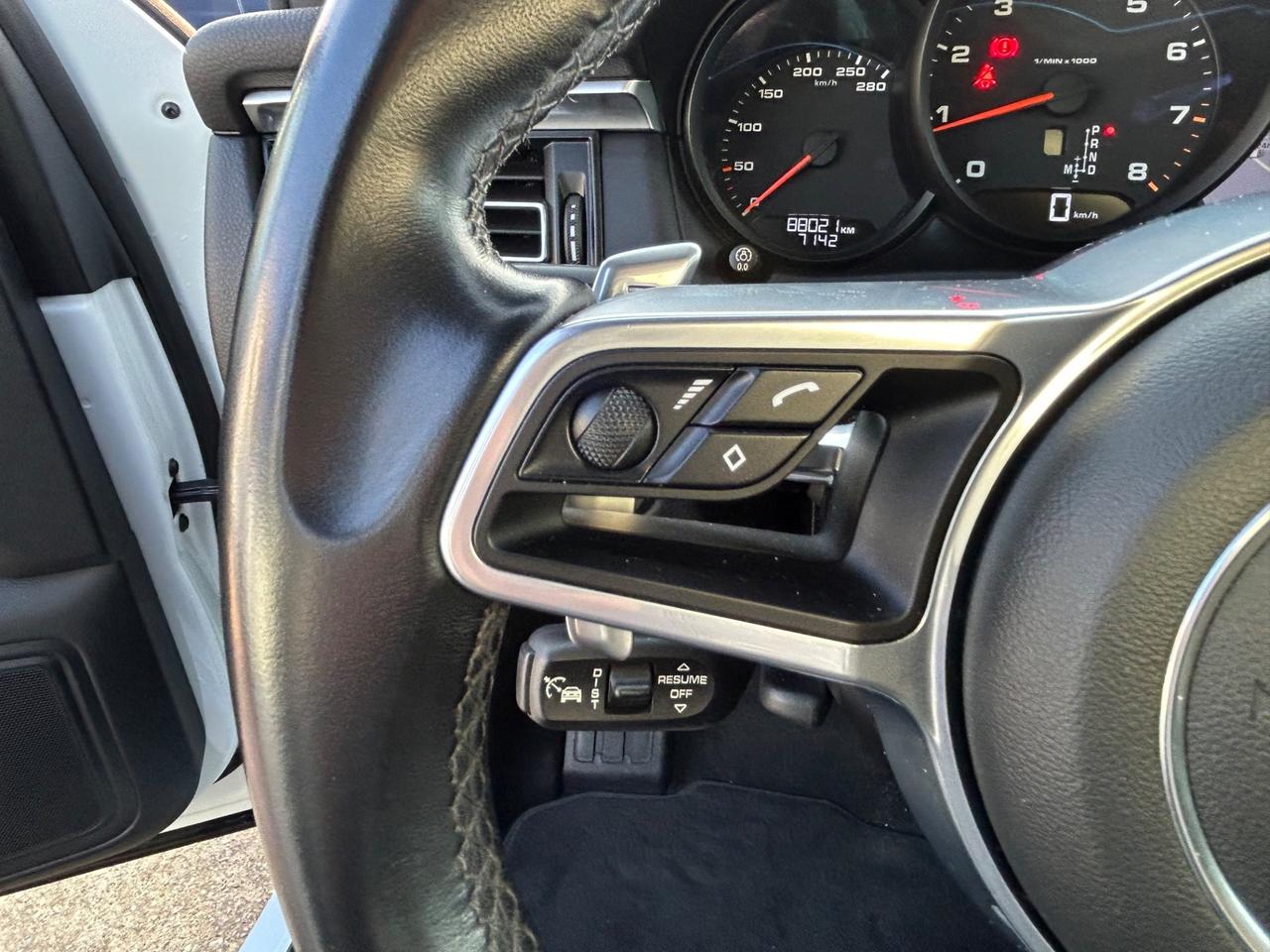 Porsche Macan 2.0 245 cv restyling