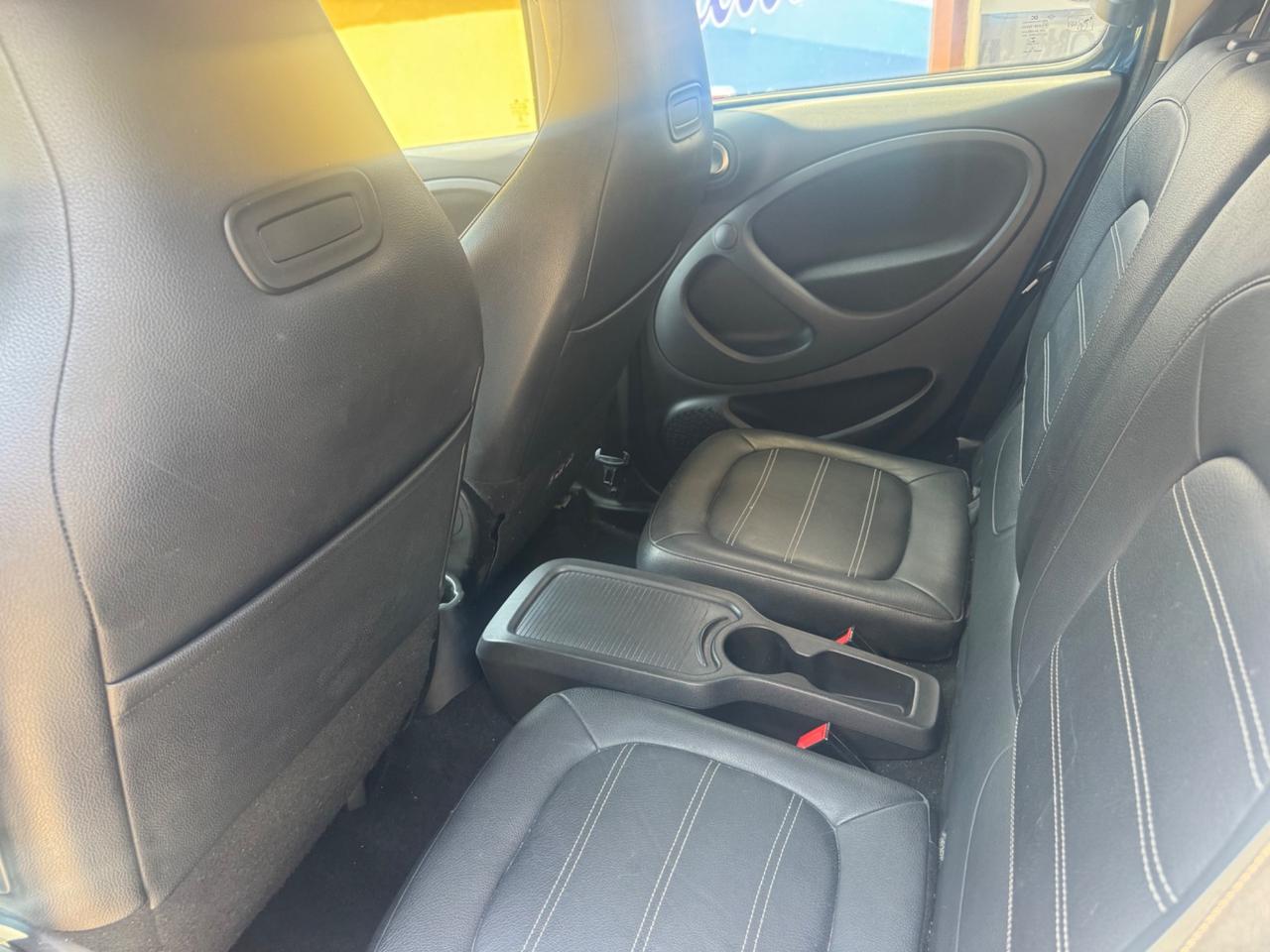 Smart ForFour 70 1.0 Prime