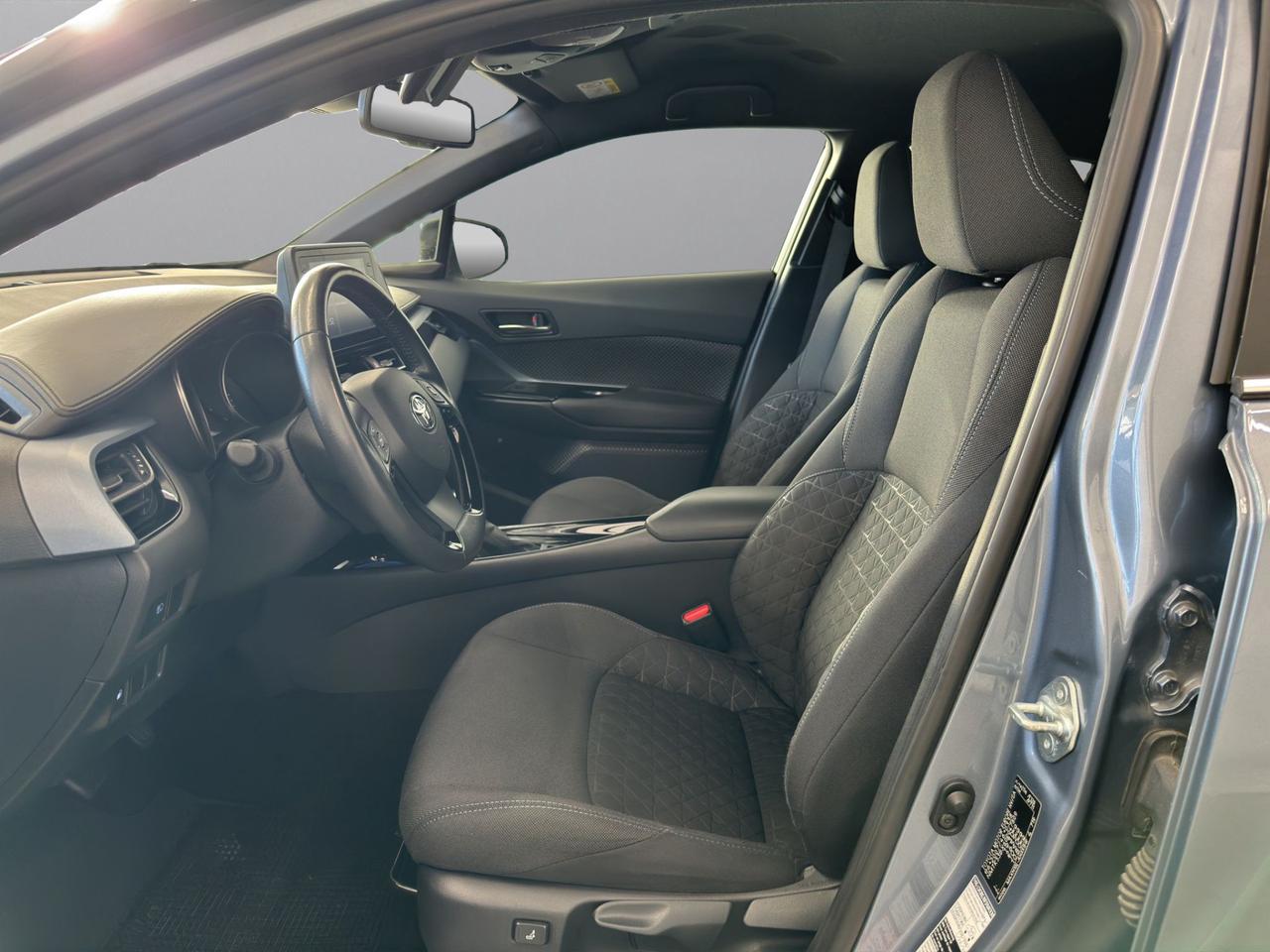 Toyota C-HR 2.0h Trend e-cvt