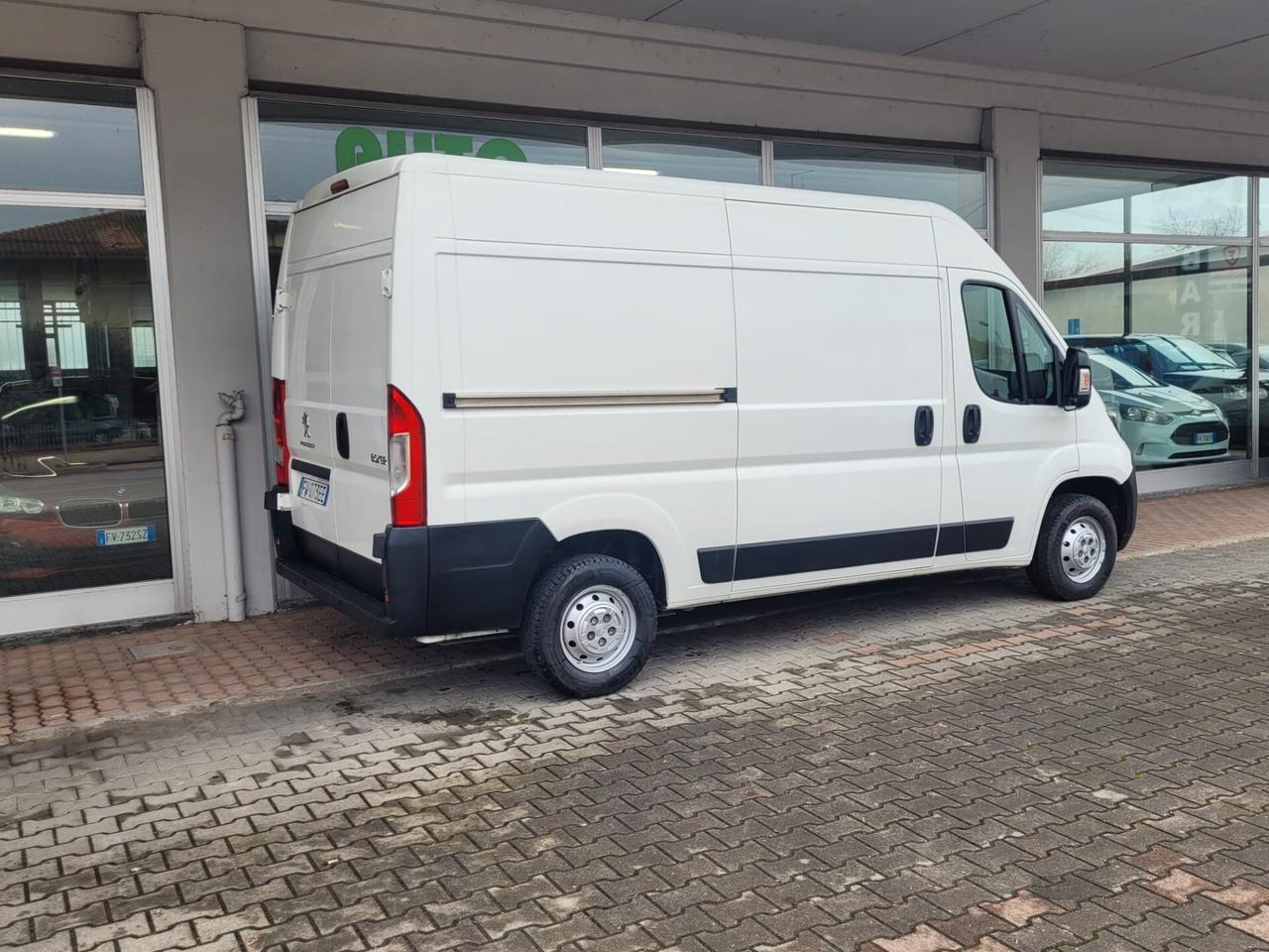 Peugeot Boxer 335 2.0 BlueHDi 160CV PC Cab. isoterm.std pescheria