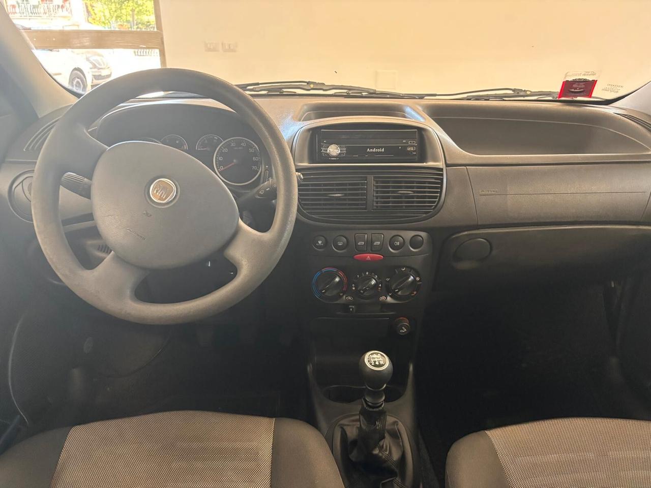 FIAT PUNTO ANNO 2009 BZ METANO ADATTA NEOPATENTATI KM 175 MILA