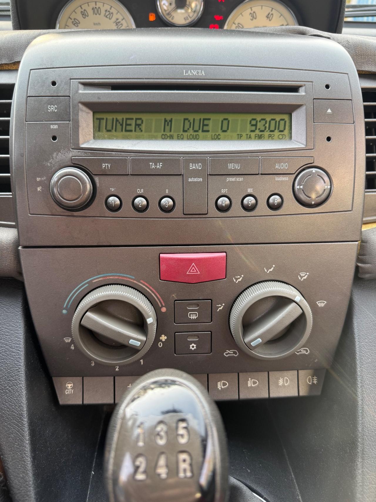 Lancia Ypsilon 1.2 Argento