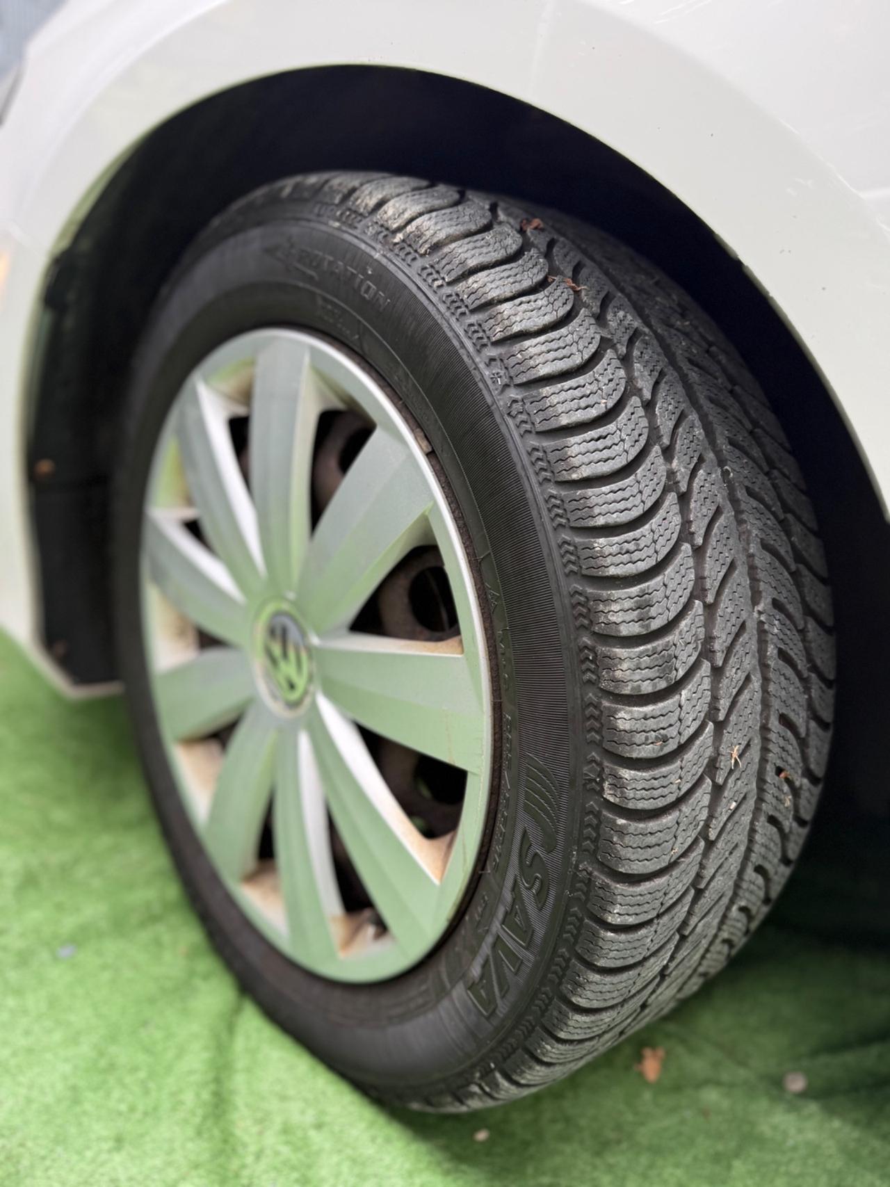 Volkswagen PASSAT 1.6 TDI 2013 SW BLUEMOTION