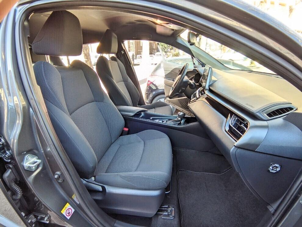 Toyota C-HR 1.8 Hybrid NAVI TAGLIANDATA