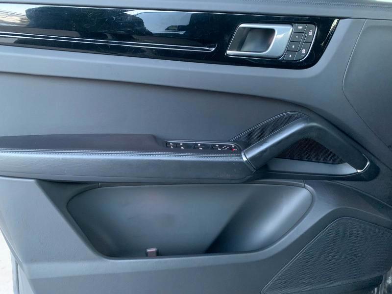Porsche Cayenne 3.0 tiptronic