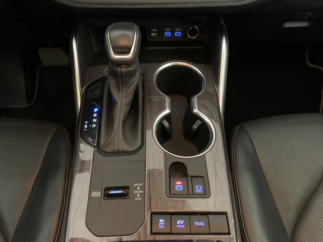 TOYOTA Highlander 2.5H AWD-i E-CVT Lounge 7 Posti