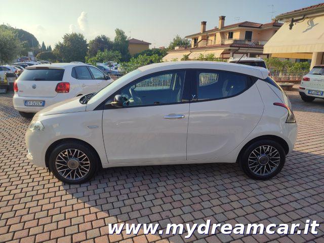 LANCIA Ypsilon 1.2 69 CV 5 porte Platinum