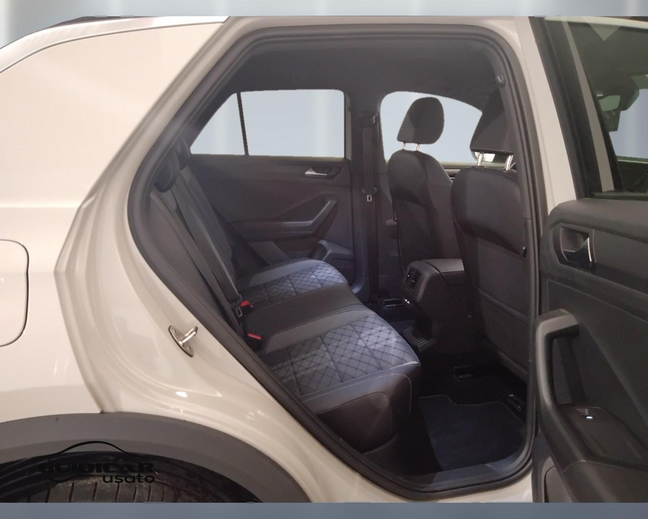 VOLKSWAGEN T-Roc I 2022 - T-Roc 1.0 tsi R-Line 110cv