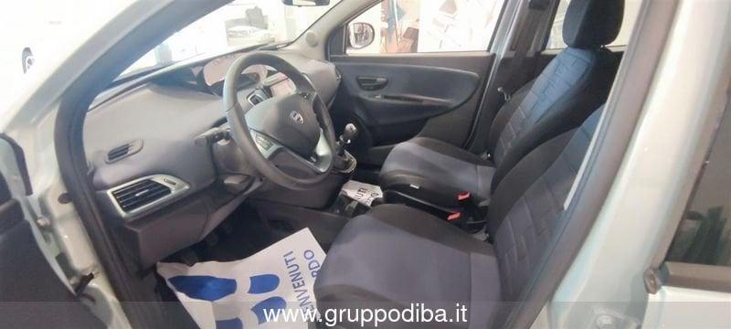 Lancia Ypsilon 11M My23 1.0 Firefly 70 CvStartstop Hybrid Gol