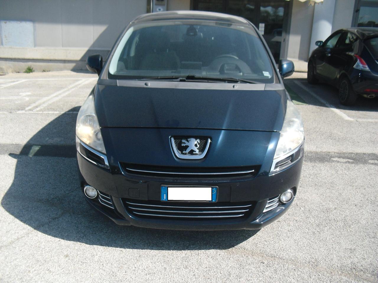 Peugeot 5008 2.0 HDi 150CV Féline 7 POSTI, FULL OPT, UNIPRO'