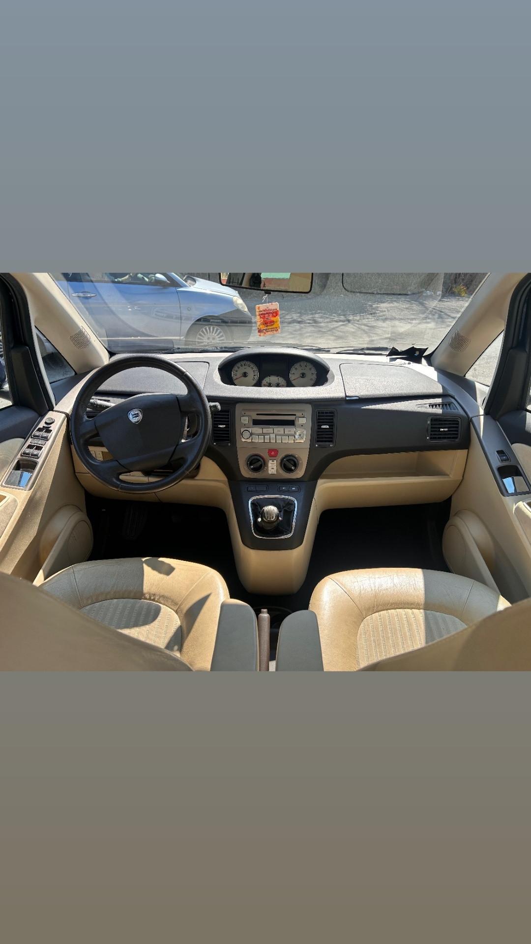 Lancia MUSA 1.3 Multijet 16V 90 CV Platino Plus