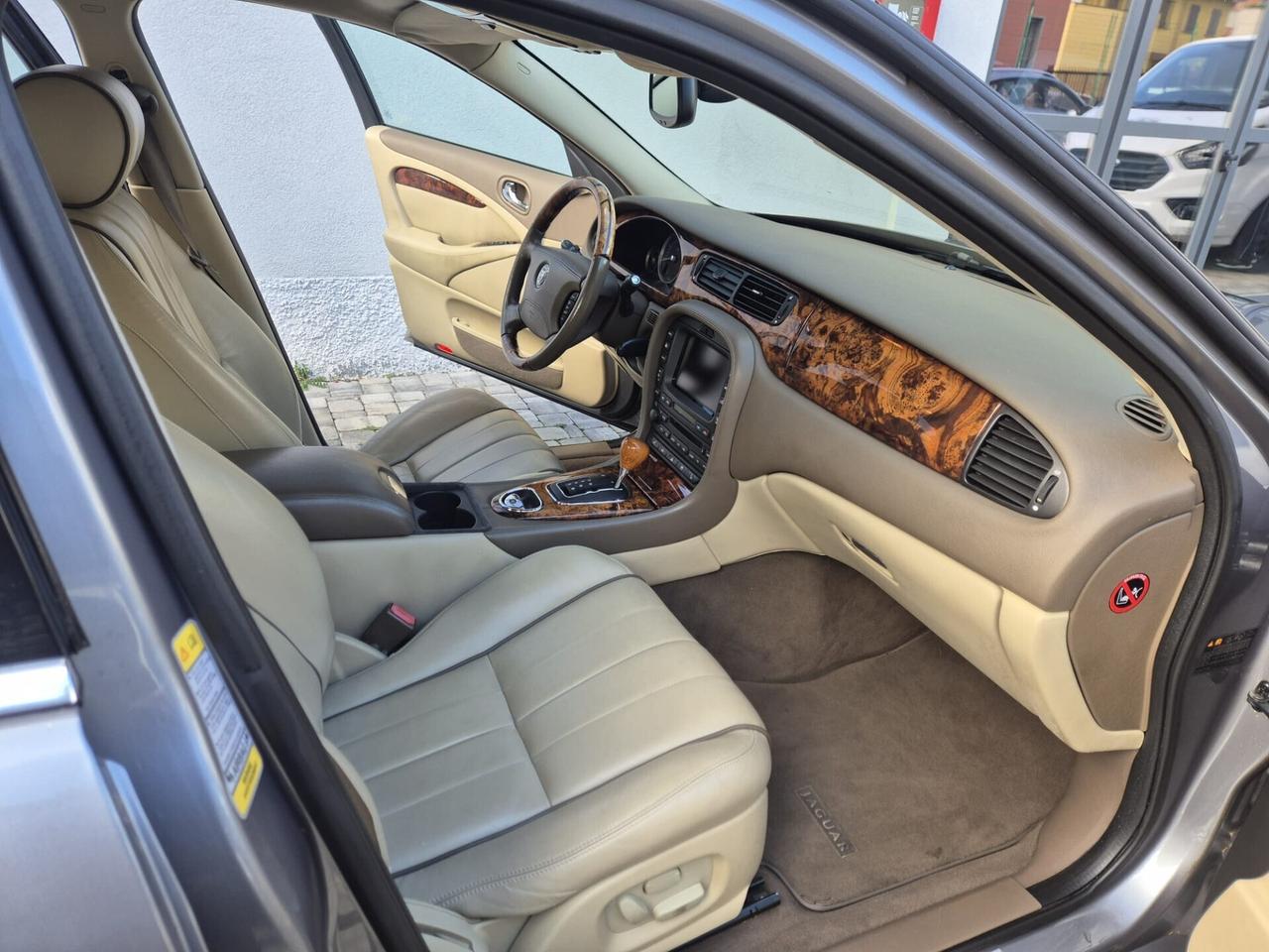 Jaguar S-Type 2.7 diesel V6 Executive- cambio auto