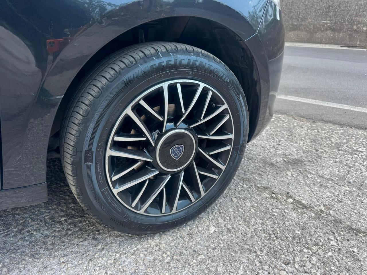 Lancia Ypsilon 1.3 MJT 2012