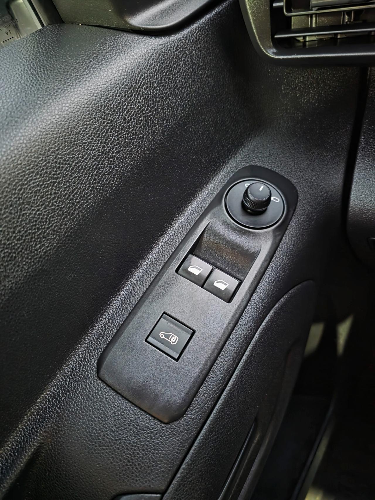 Peugeot Partner BlueHDi 100 S&S PC Furgone Pro