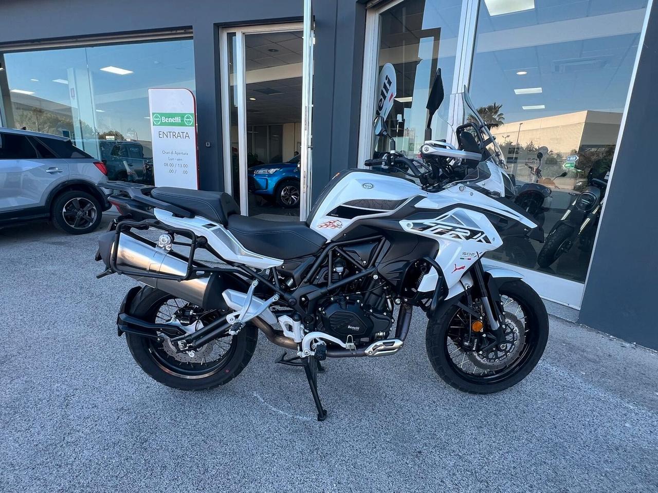 Benelli Trk 502X