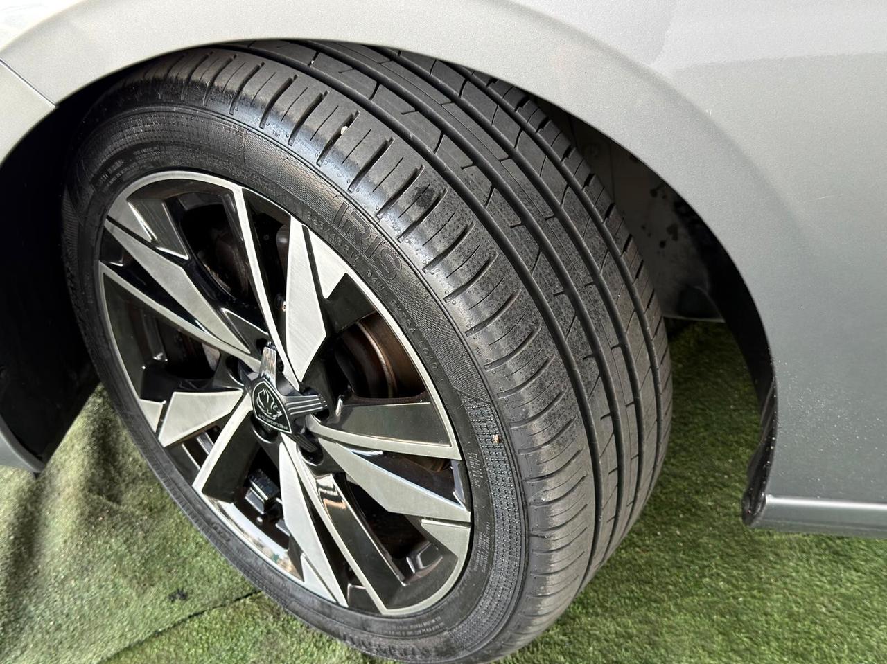 Peugeot 308 BlueHDi 130 S&S EAT8 Allure Pack