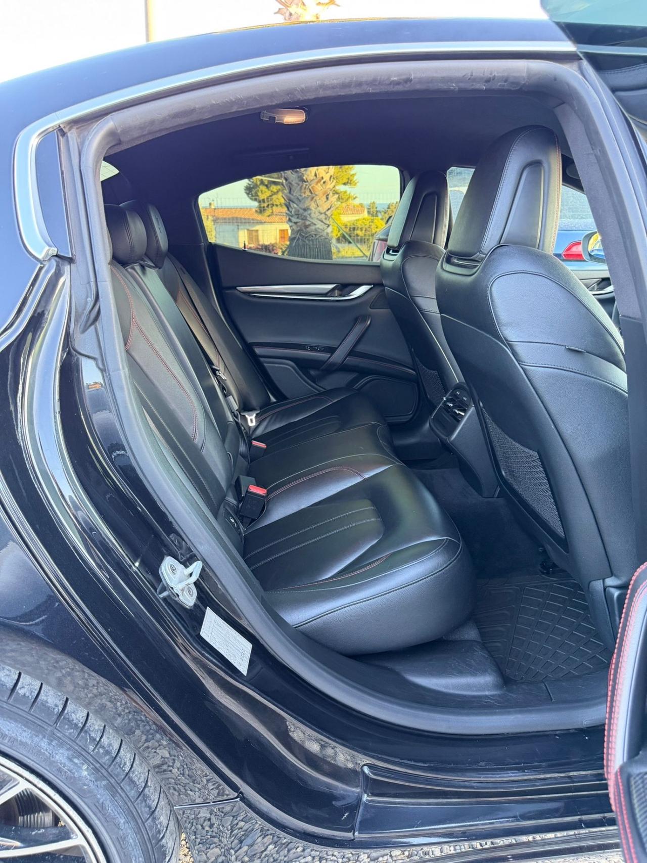 Maserati Ghibli V6 Diesel 275 CV Gransport