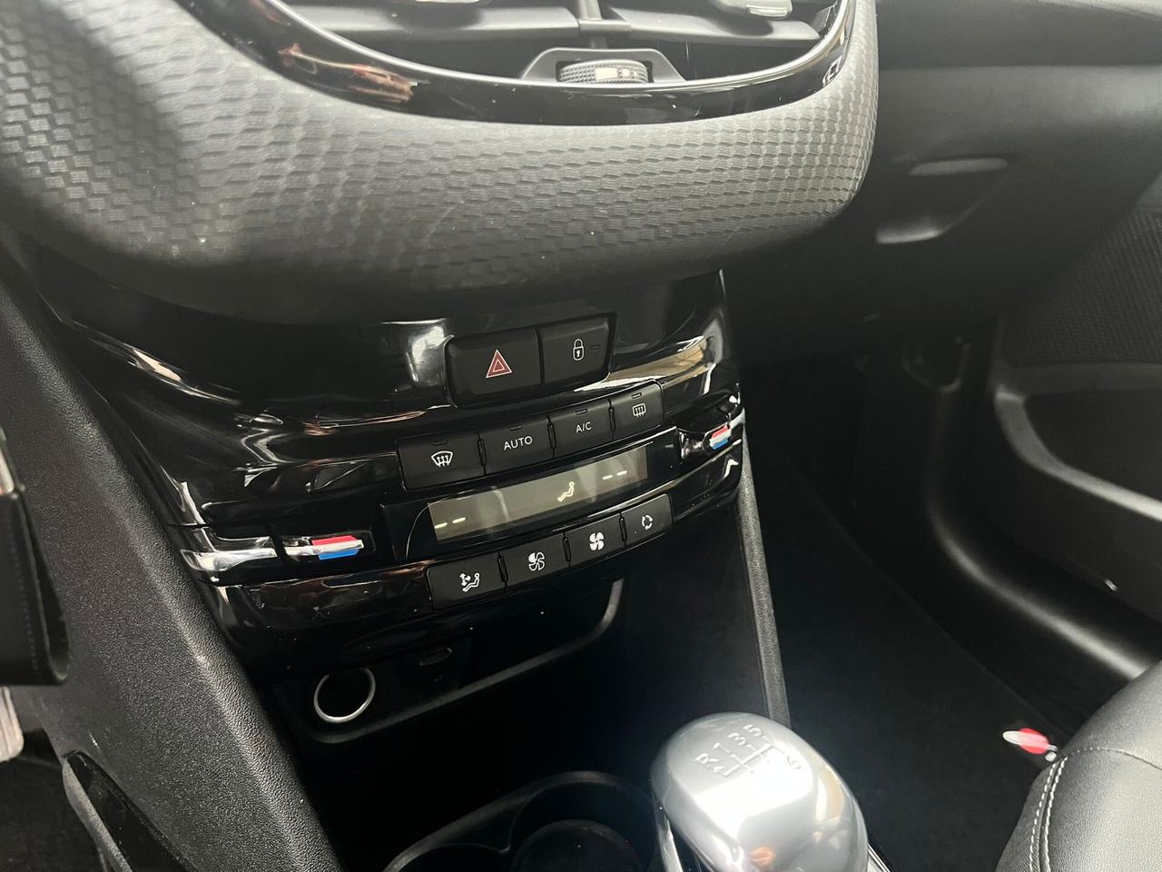 Peugeot 2008 BlueHDi 100 S&S Allure