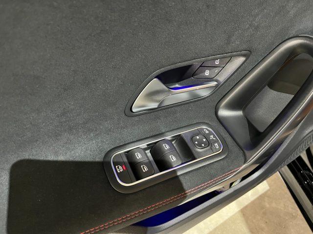 MERCEDES-BENZ A 180 d Autom AMG Line Premium Plus LED/LED MULT./TELEC.