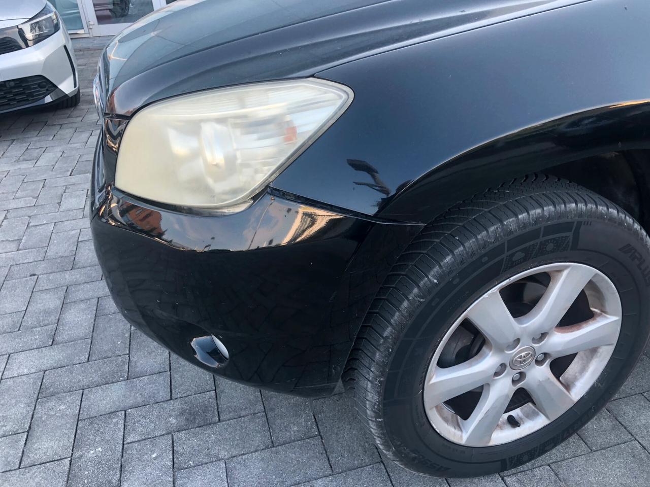 Toyota RAV 4 RAV4 2.2 D-4D 136 CV Sol