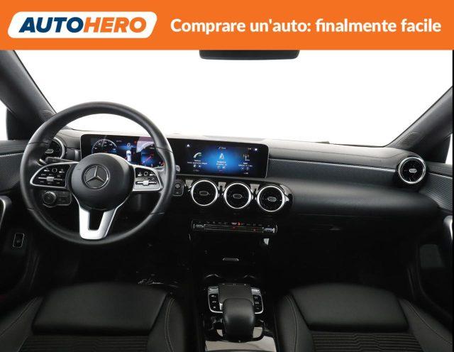MERCEDES-BENZ CLA 200 d Automatic Shooting Brake Premium