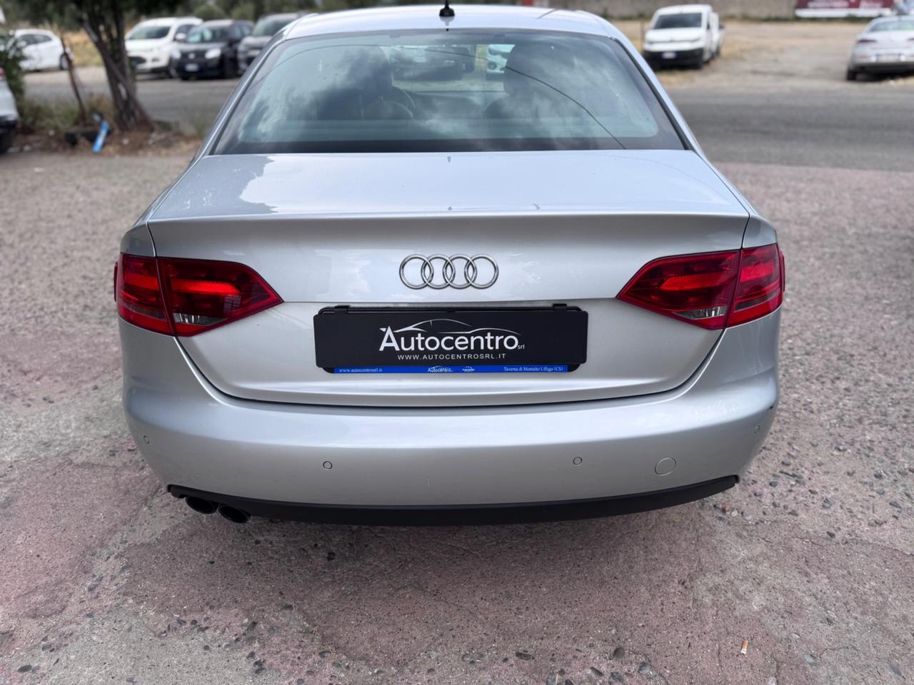 Audi A4 2.0 TDI 143CV S LINE