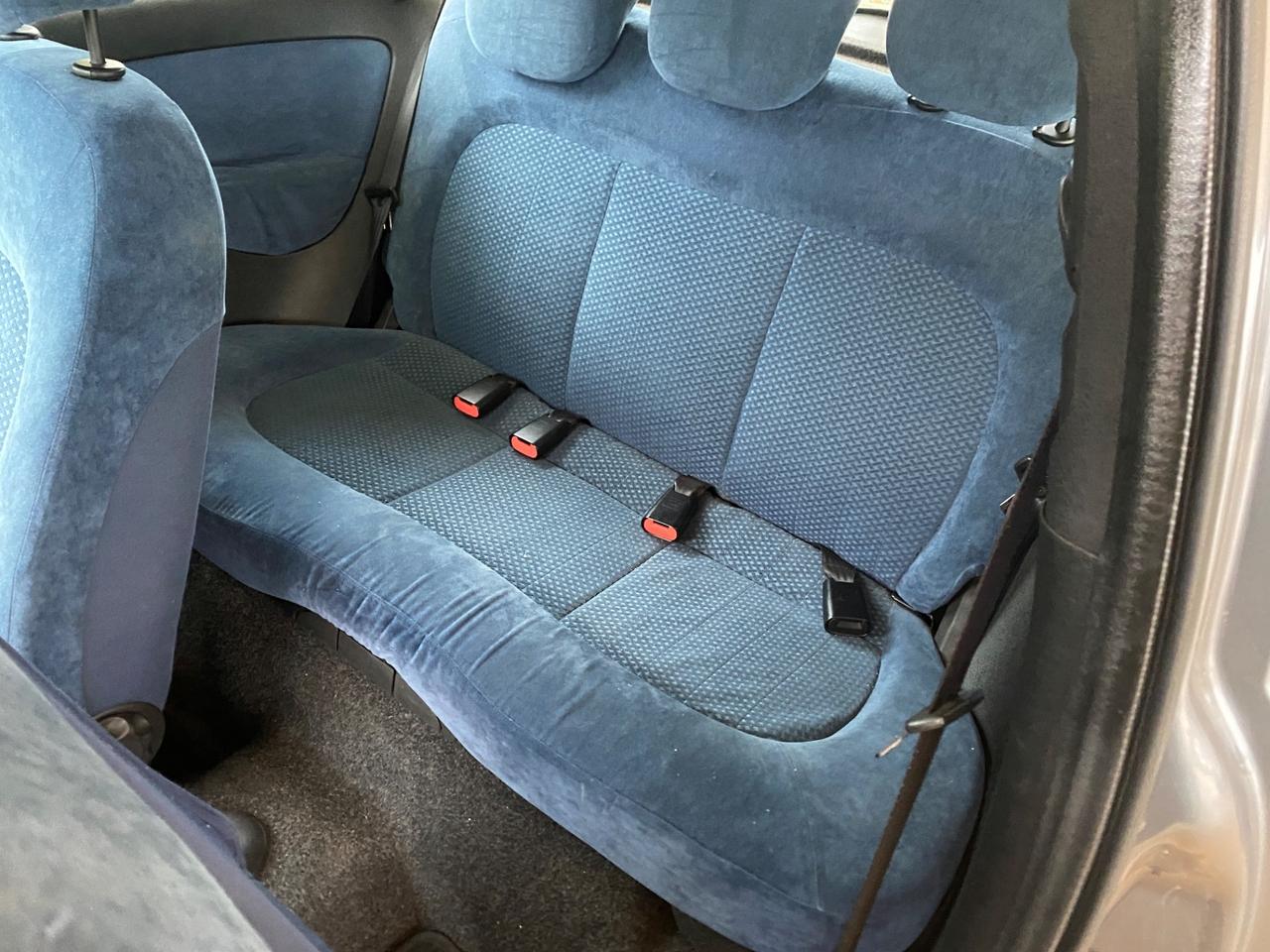 Lancia Ypsilon 1.2 Argento —KM CERTIFICATI —-