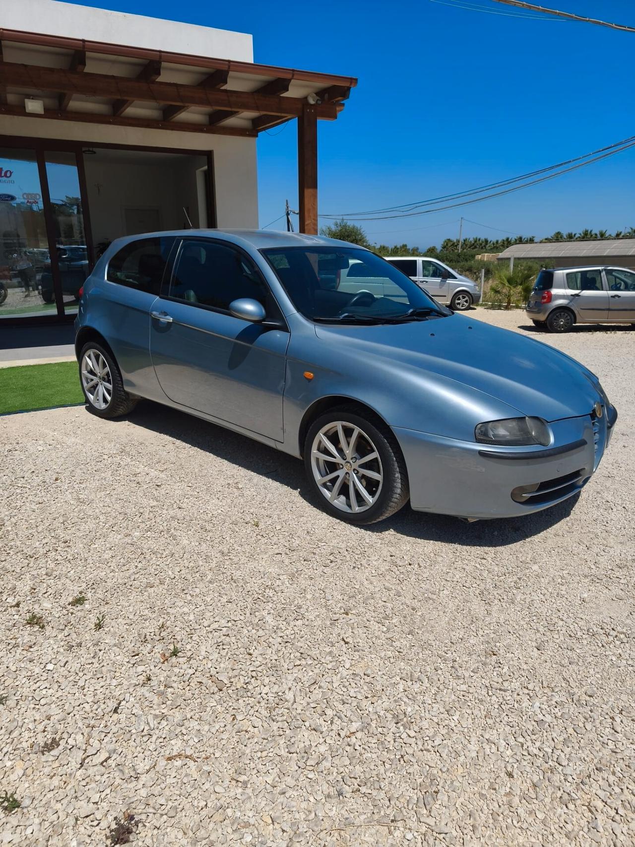 Alfa Romeo 147 1.9 JTD 16V cat 3 porte Progression