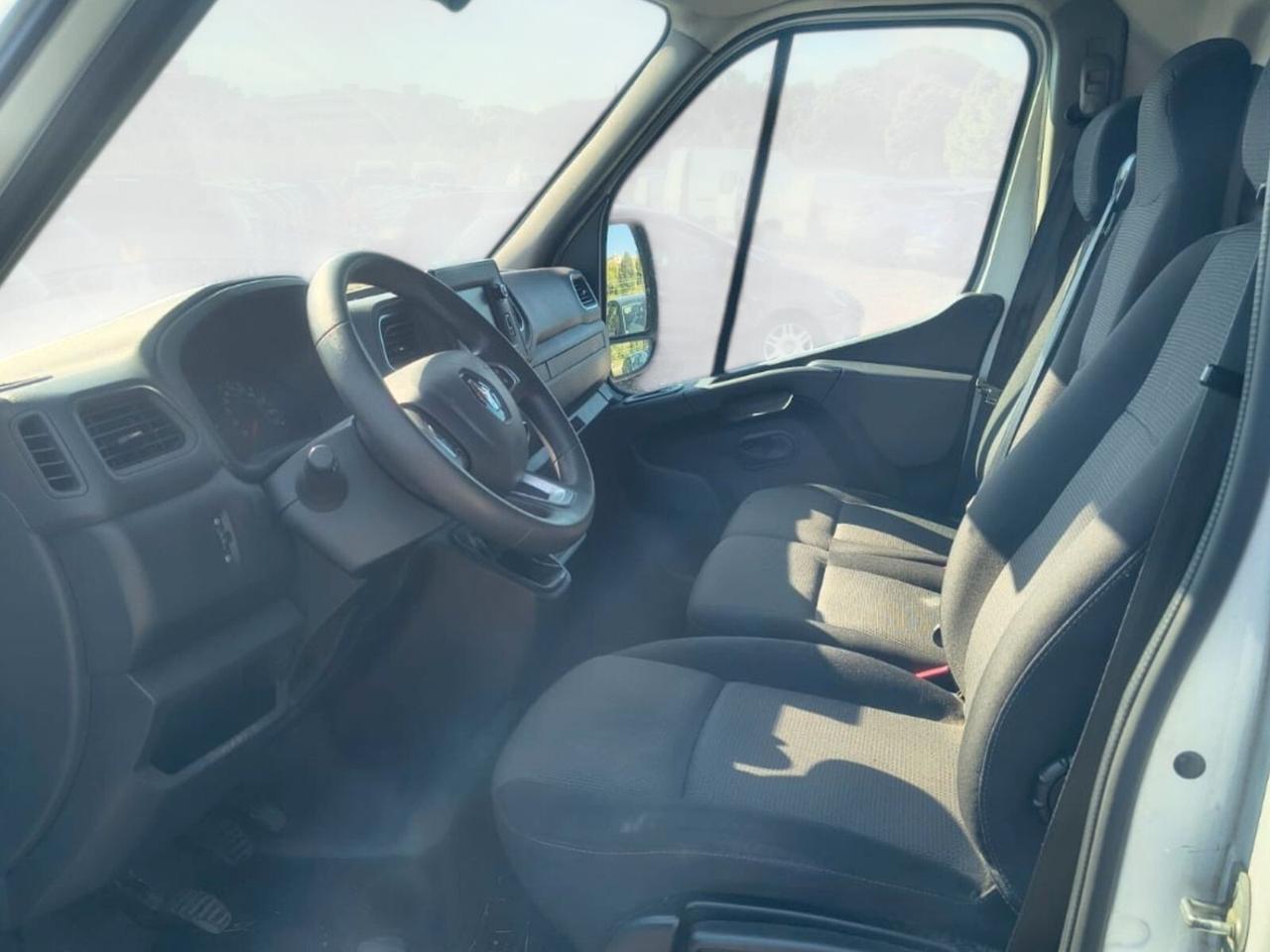 Renault Master T33 2.3 dci 135cv L2H2 Ice Plus