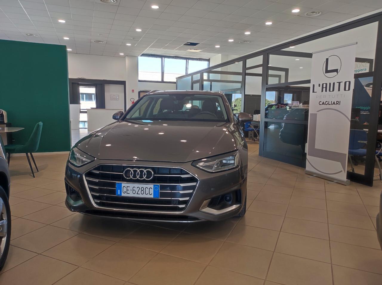 Audi A4 Avant 30 TDI/136 CV S tronic Business Advanced