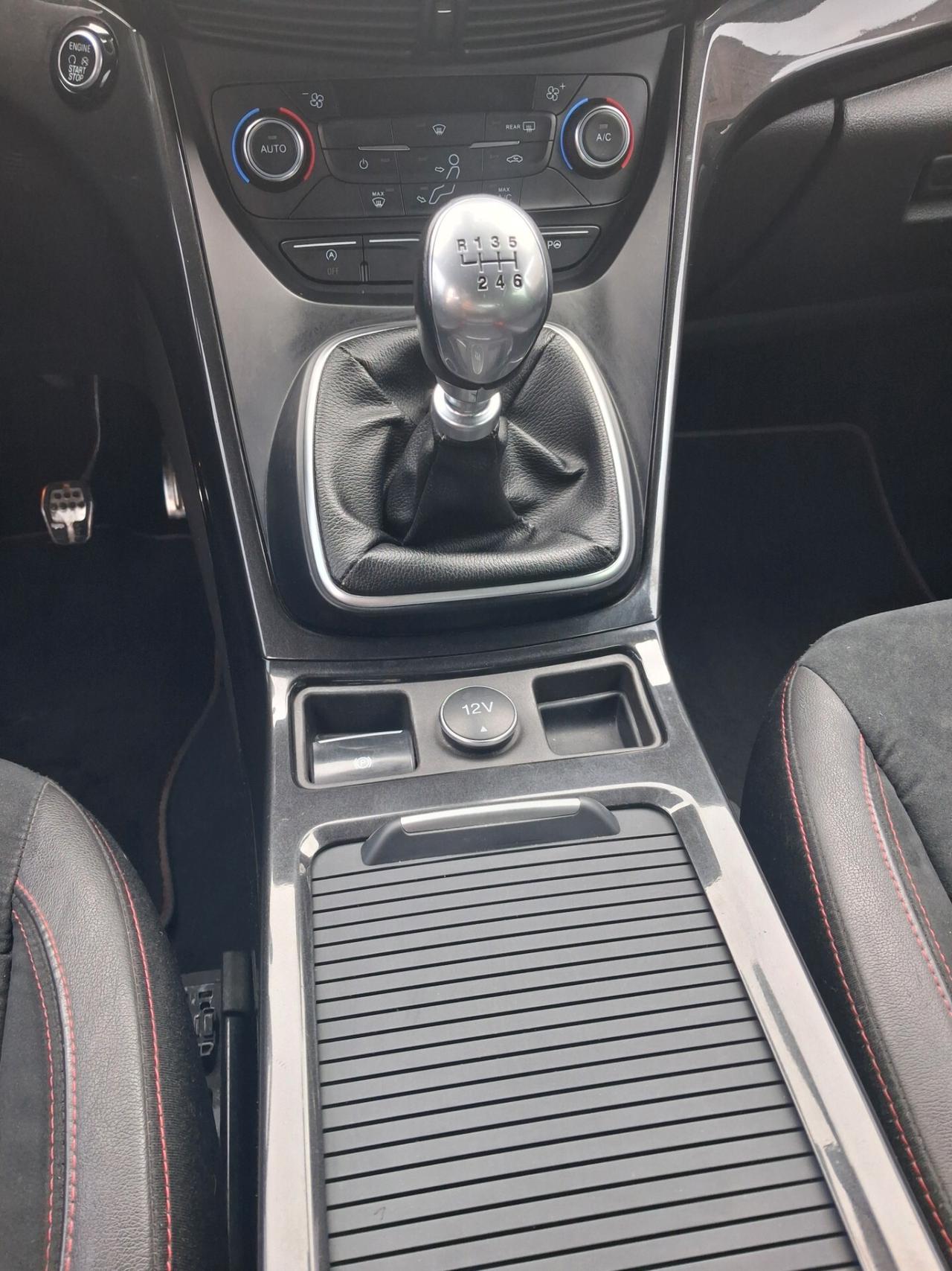 Ford Kuga 2.0 TDCI 120 ST-Line