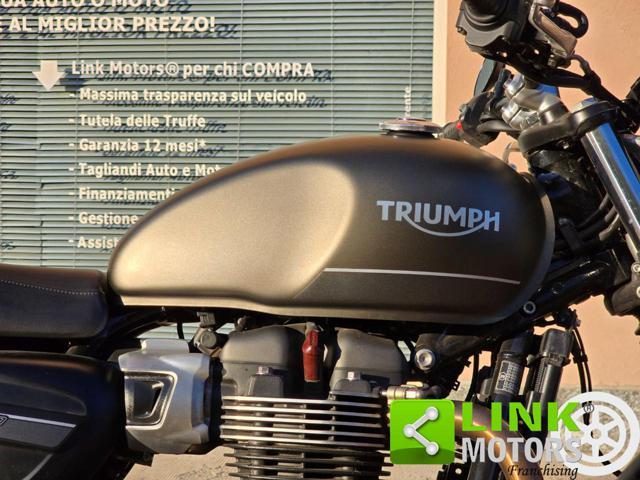 TRIUMPH Street Twin 900