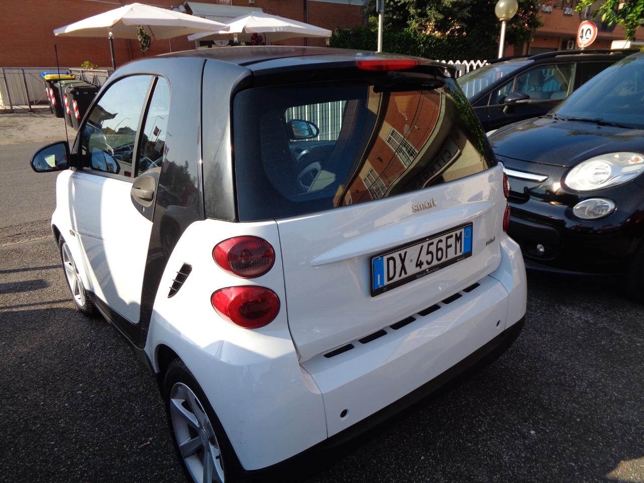 Smart ForTwo 1000 52 kW coupé passion