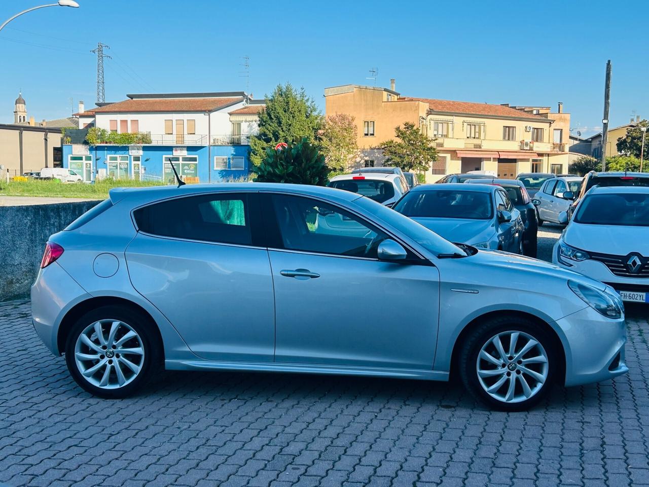 Alfa Romeo Giulietta 1.6 JTDm-2 105 CV Exclusive