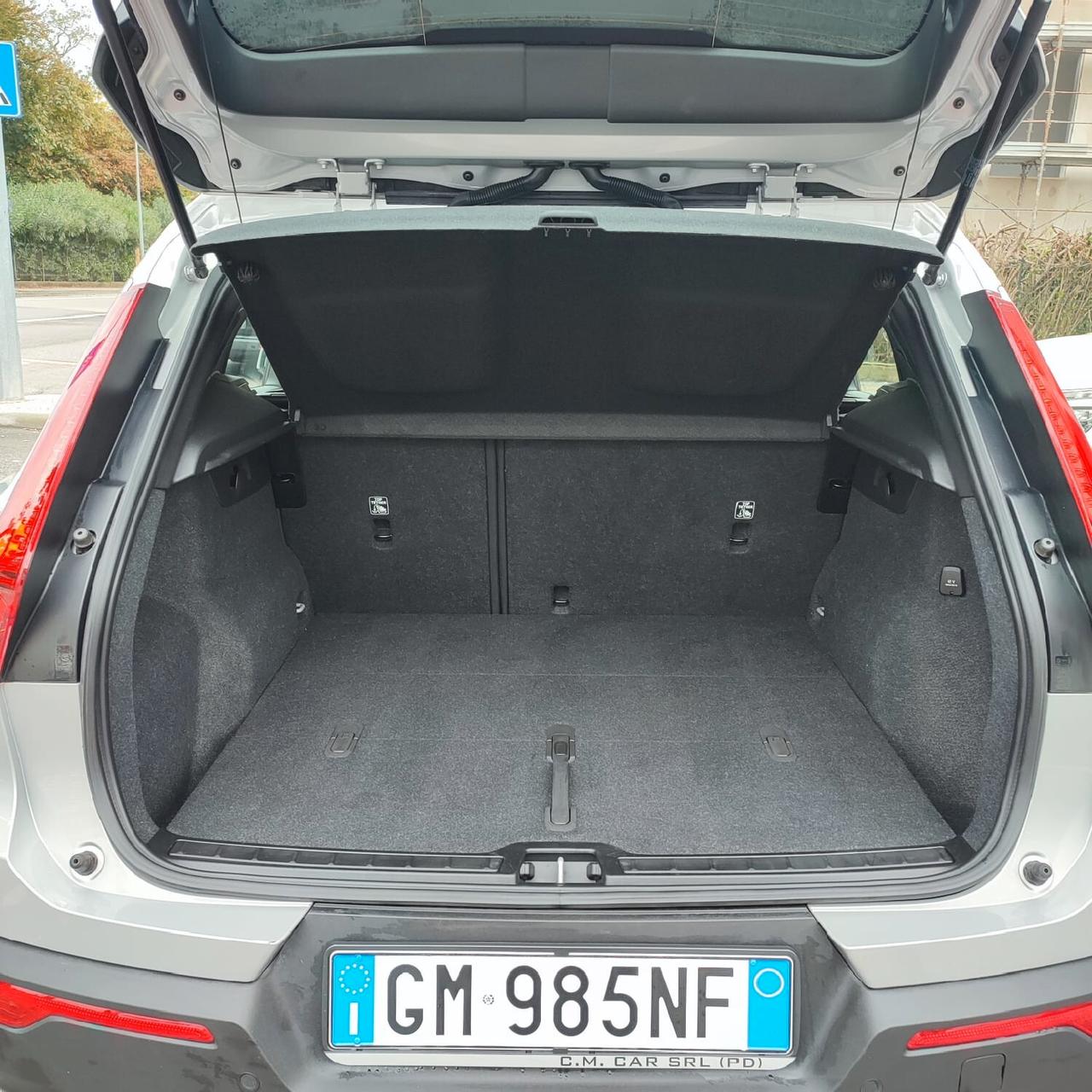 Volvo XC40 B3 automatico Core Pack tagliandi