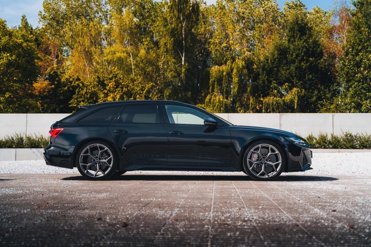 Audi A6 RS 6 Avant 4.0 TFSI V8 quattro tiptronic Performance