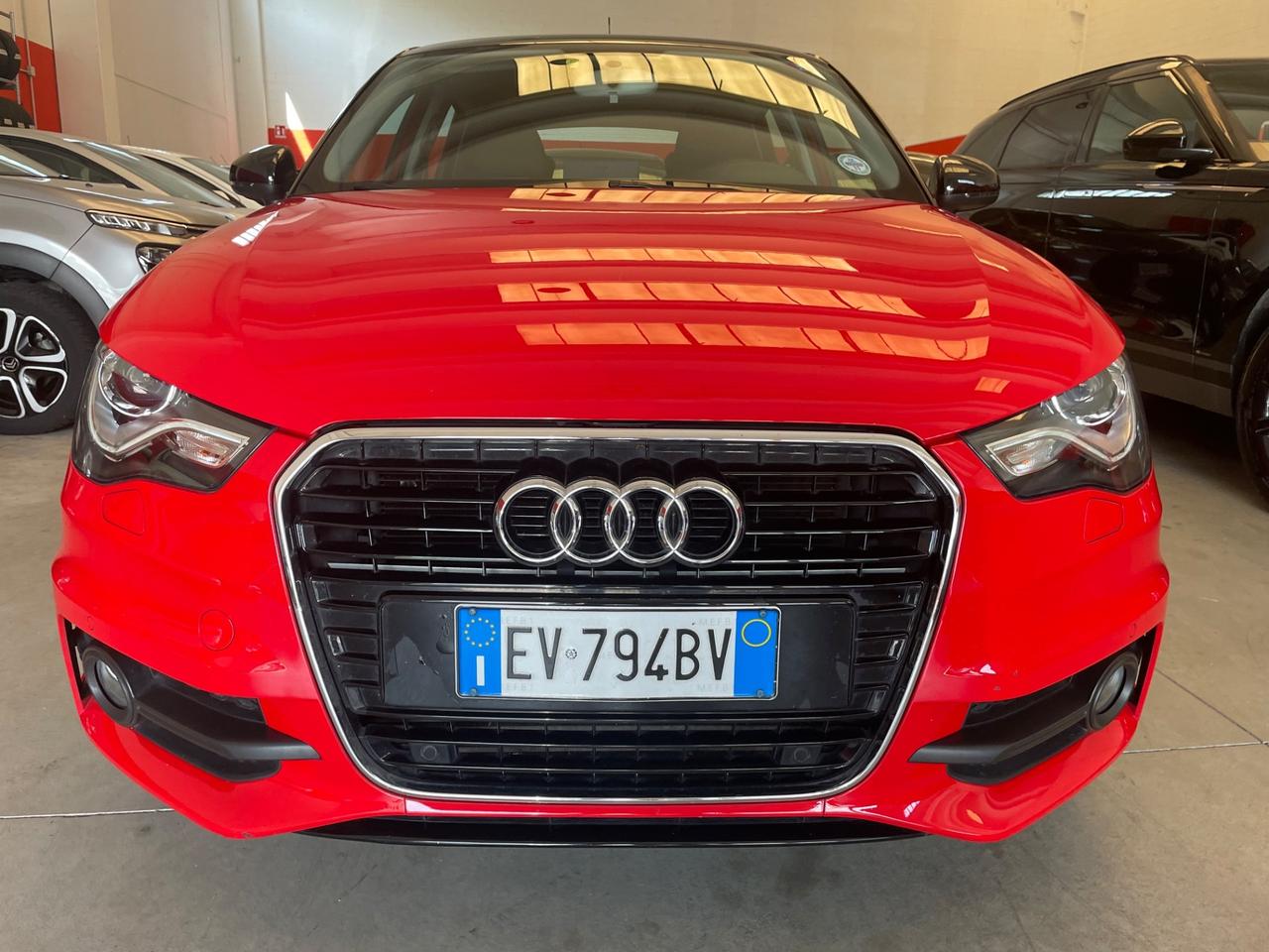 Audi A1 1.6 TDI S line*Cerchi*Neopatentati*