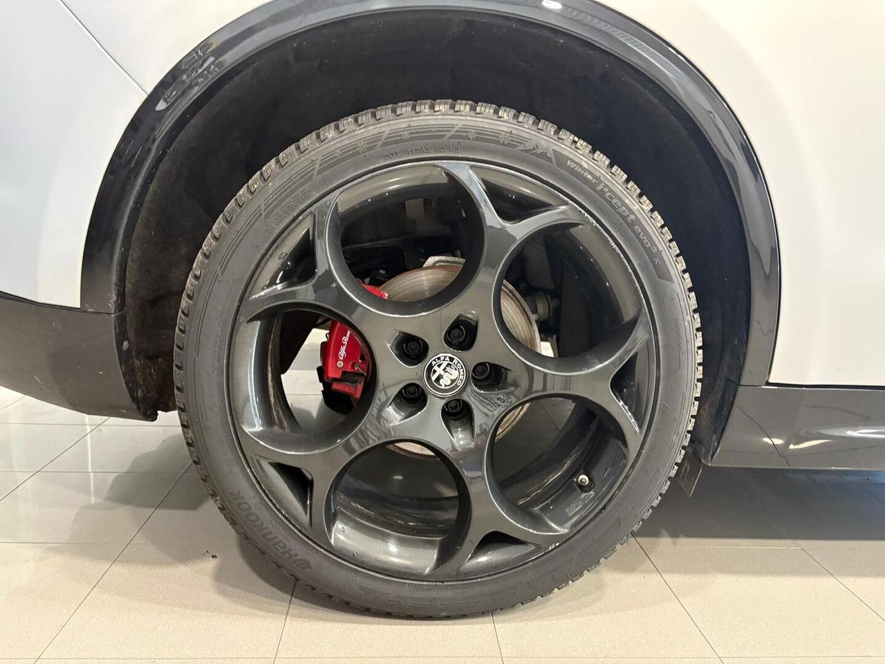 Alfa Romeo Stelvio 2.2 t Competizione Q4 210cv auto