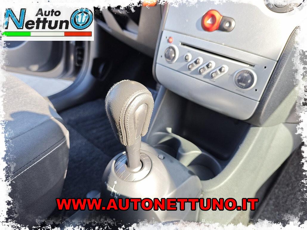 Renault Modus Grand 1.2 16V TCE Dynamique Automatica
