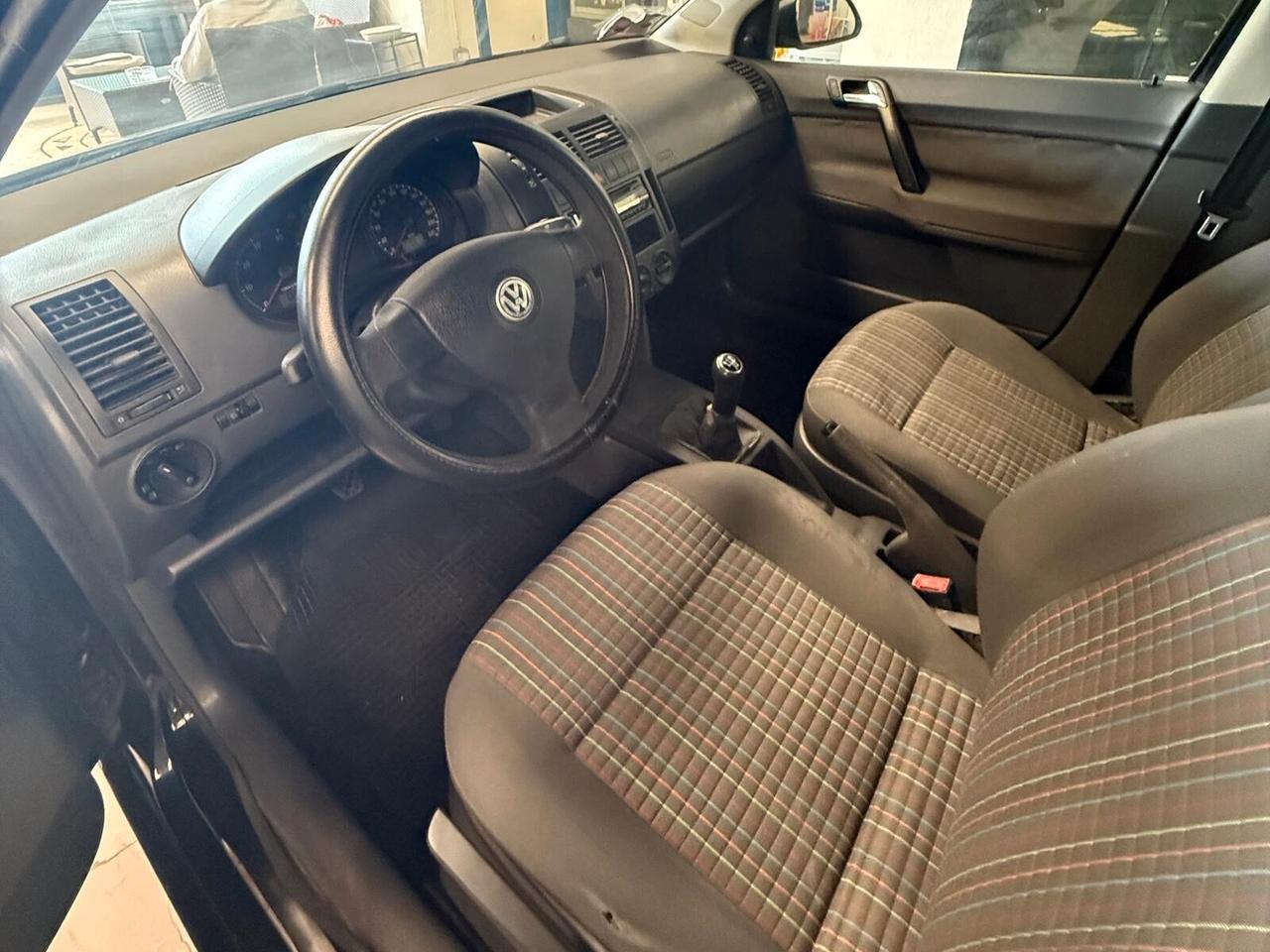 Volkswagen Polo 1.2/70CV 12V 5p. United