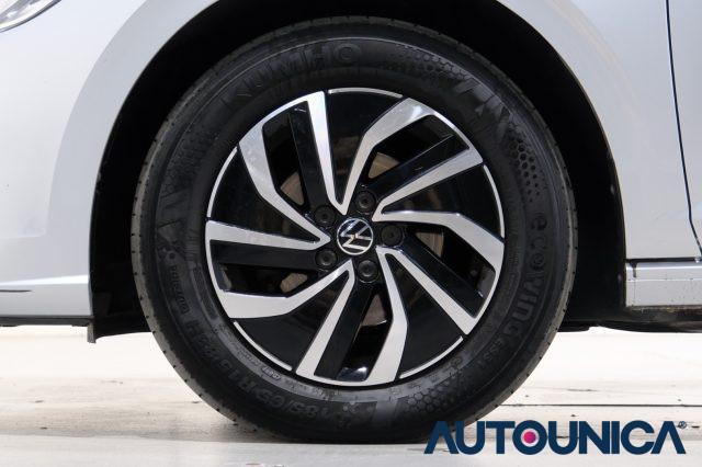 VOLKSWAGEN Polo 1.0 TSI DSG LIFE AUTOMATICA NEOPATENTATI