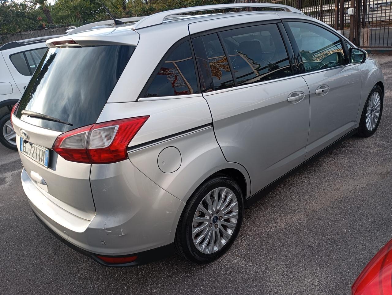 Ford C-Max7 1.6 TDCi 115CV Titanium
